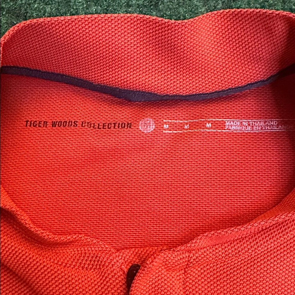 Tiger Woods by Nike Mock Neck Dri-Fit Polo (Orange & Burnt Orange / Size Medium) - Picture 4 of 8